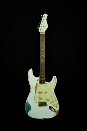 Strat Relic Vintage Sonic over Teal